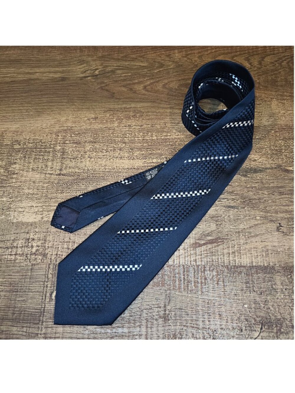 Brioni 100% Silk Italian New Standard Neck Tie Jacquard Checkered Stripe